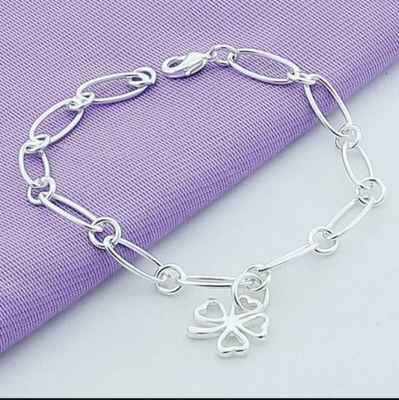 Jewelry - 🍀🍀NEW🍀🍀PRETTY!! 925 STERLING SILVER SHAMROCK BRACELET 🍀🍀